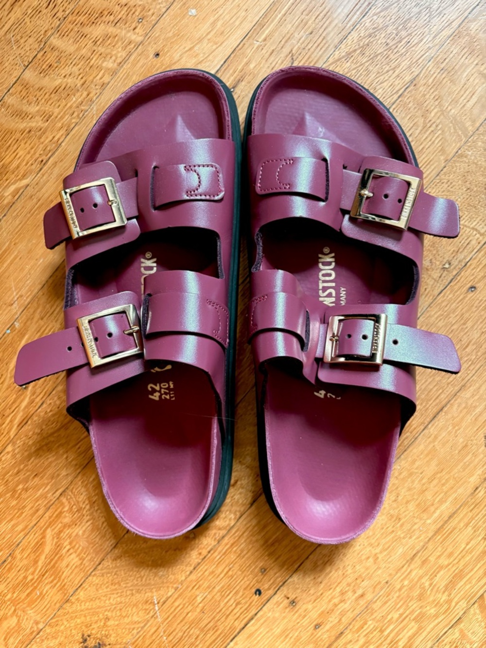 Birkenstock St Barths Leather Sandals in Berry Crush Sz 42 Medium/Narrow